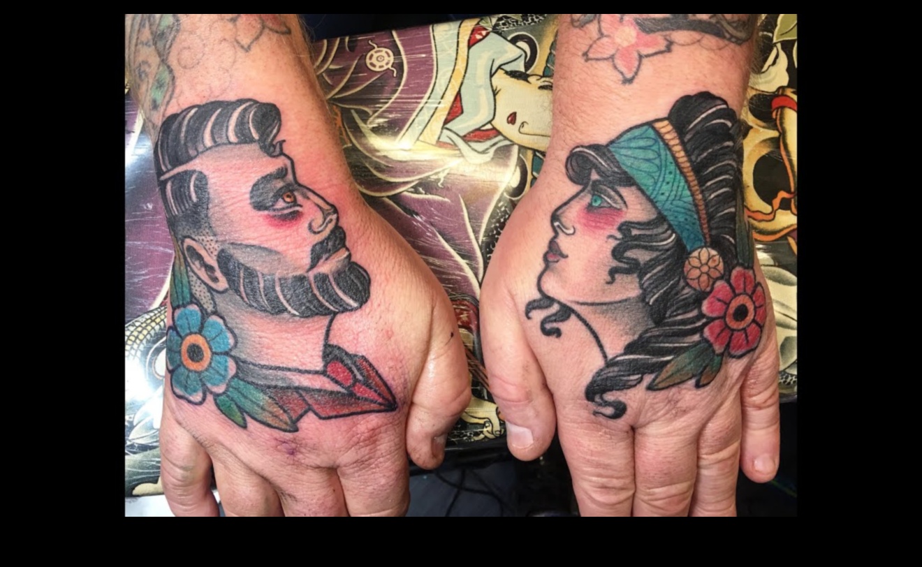 Mantojums uz ādas: tradicionālās tetovēšanas mākslas no jauna atklāšana