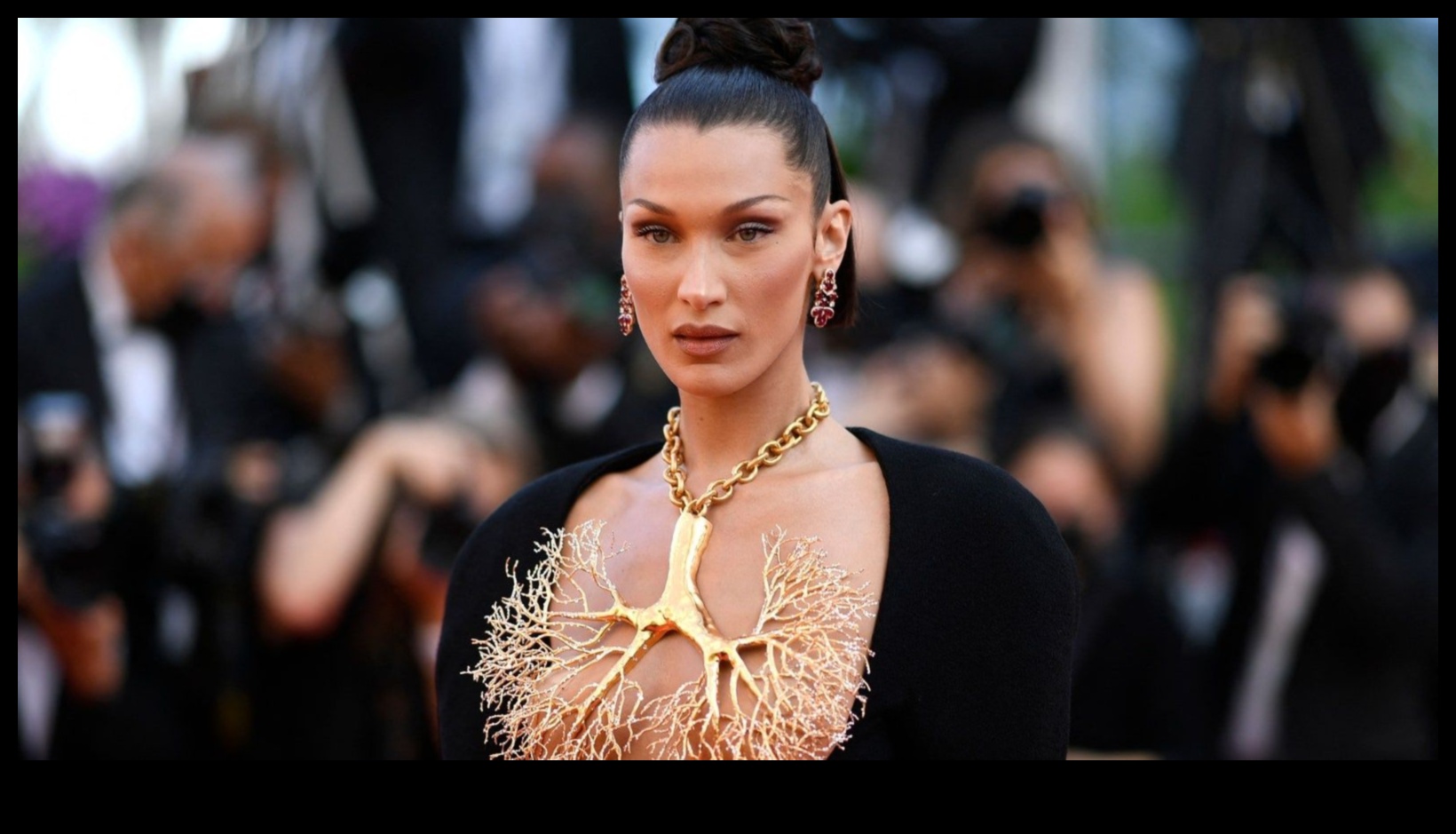 Izceliet savu krāšņumu: jūs gaida modes juvelierizstrādājumu brīnumi