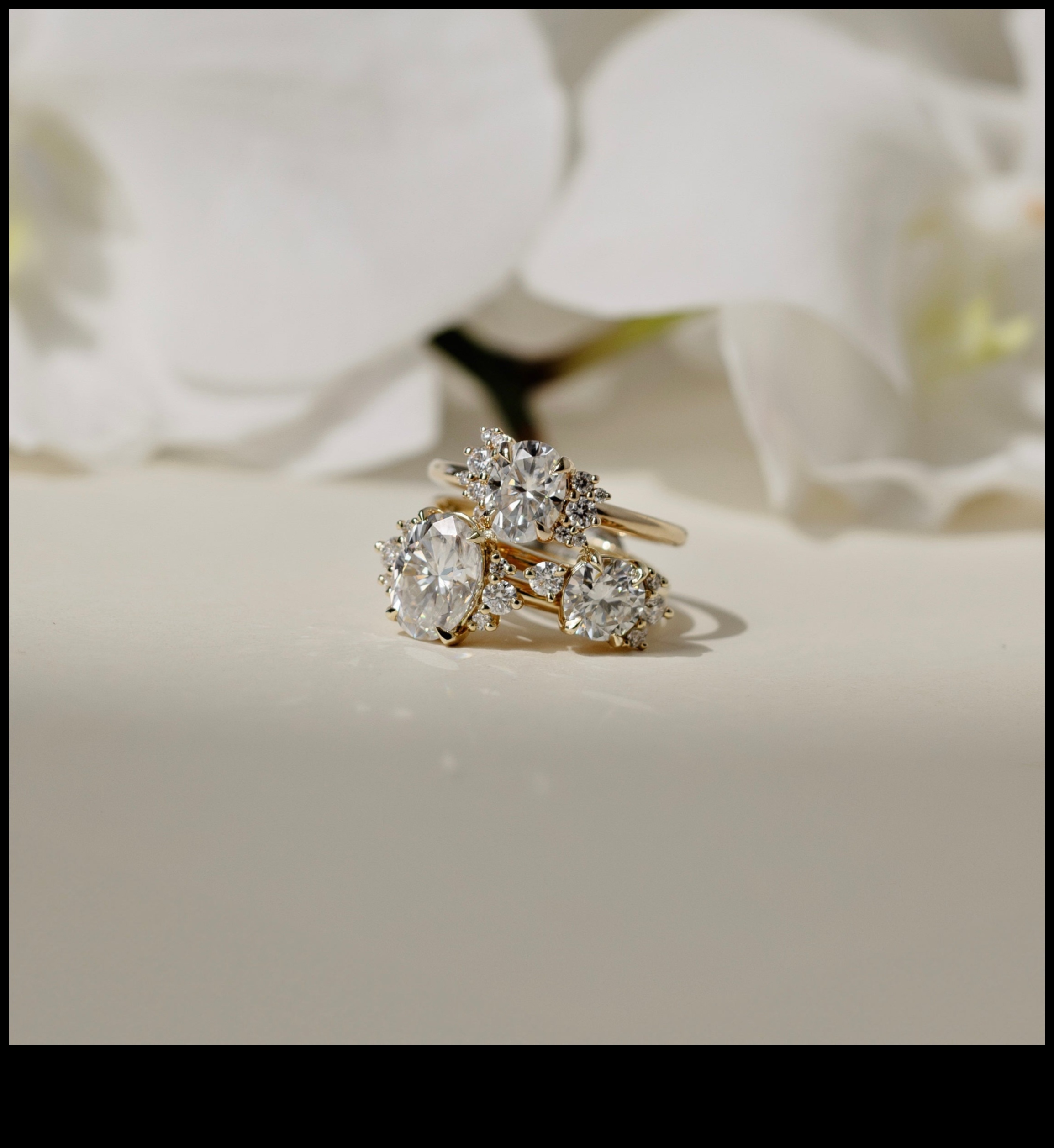 Ēteriskā elegance: pārejiet uz skaistumu, izmantojot mūsu ēterisko gredzenu stilus