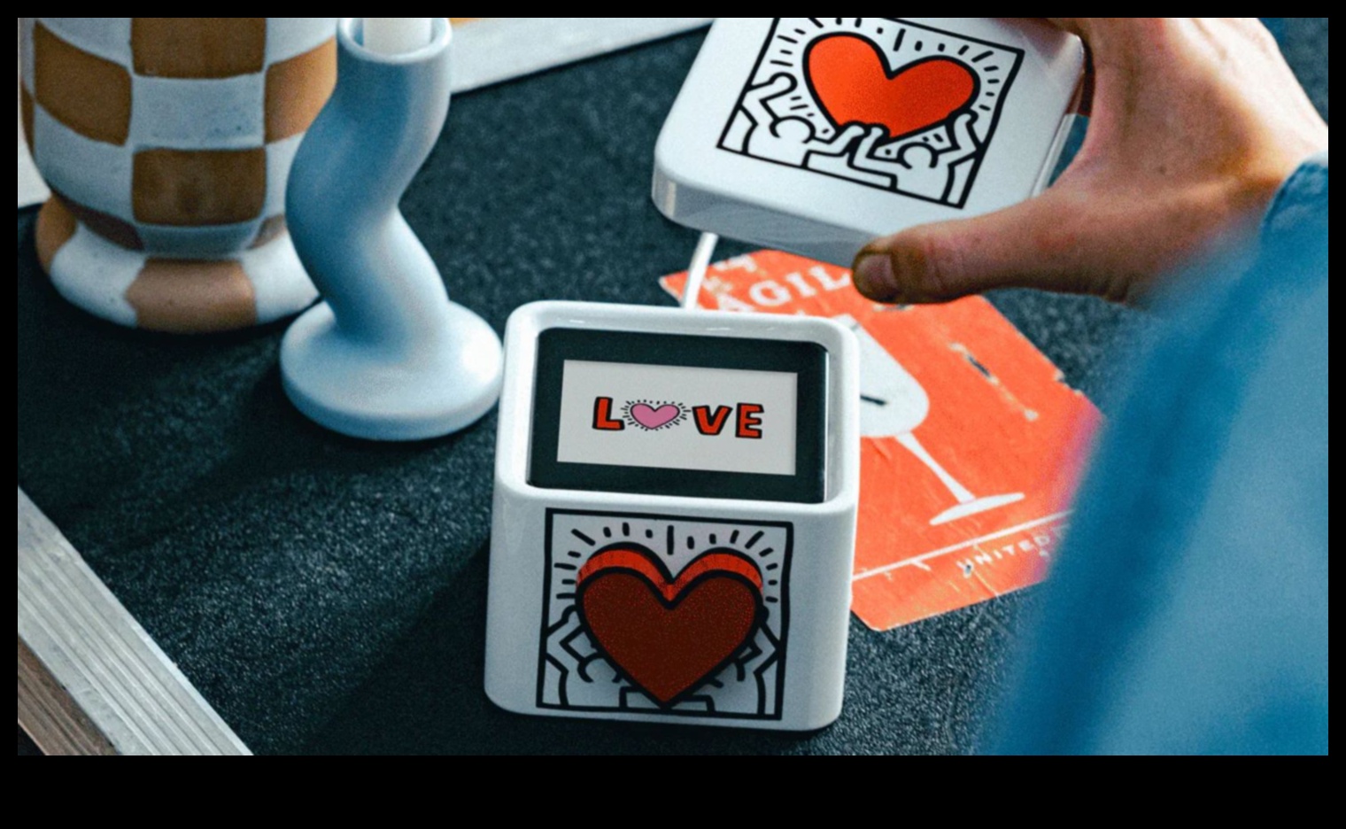 Mīlestība pāri robežām: unikālas Valentīndienas dāvanu idejas