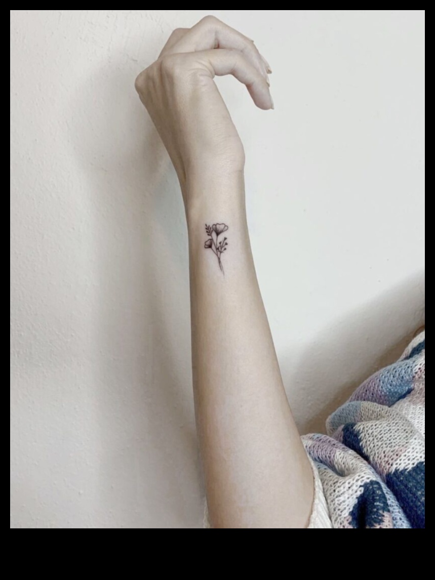 Smalks šarms: eleganti plaukstas tetovējumi jebkurai estētikai