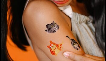 Pūkainie draugi: Savvaļas dzīvnieku tetovējumos atklātas hronikas